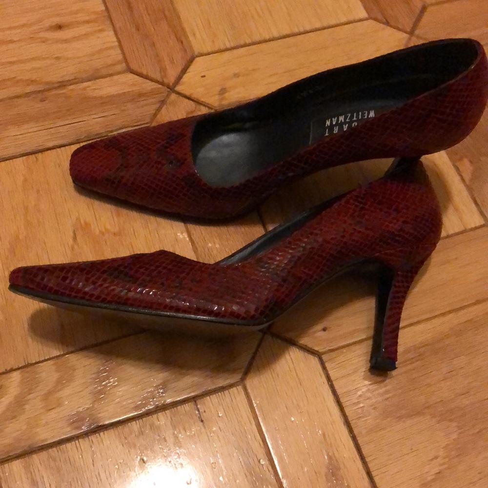Stuart Weizman Snake Print Pump - image 2